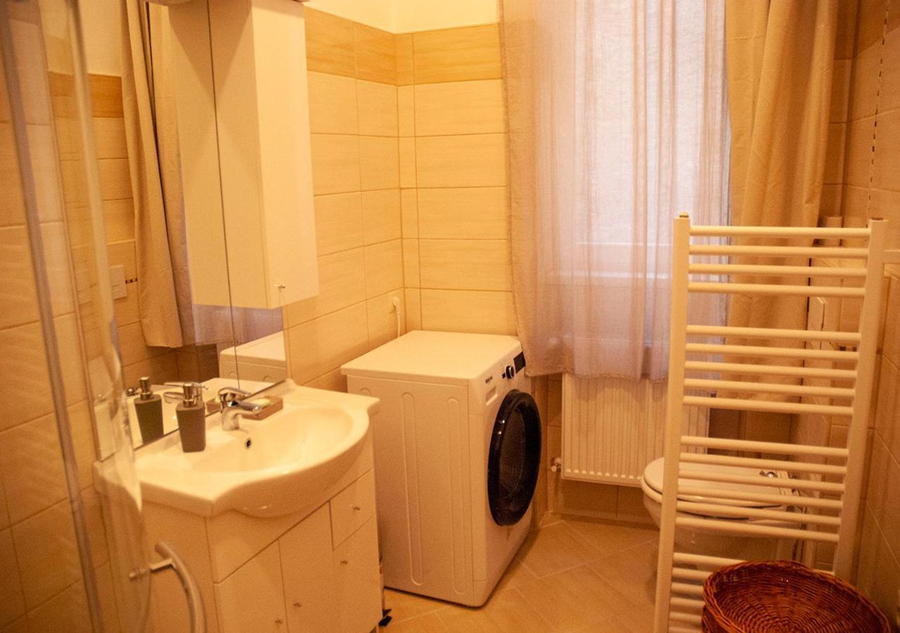 Western Apartman Budapest Ngoại thất bức ảnh